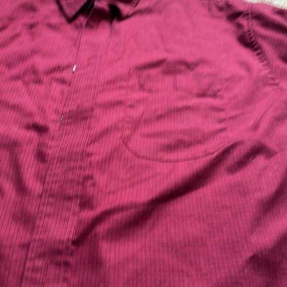 Haggar XL no iron red plaid button down shirt - Picture 6 of 8